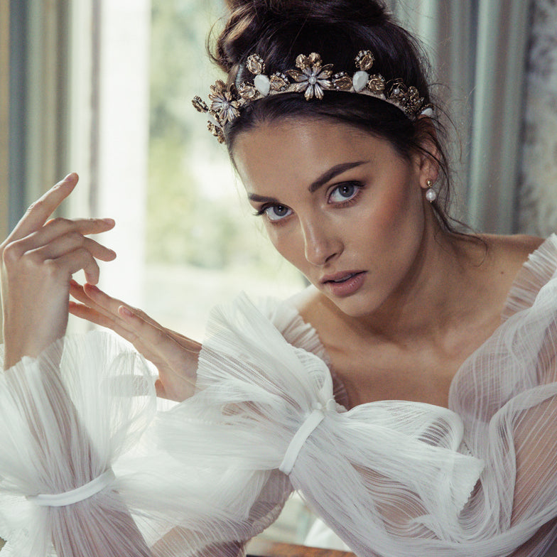 Lucia Crown - Vintage Gold