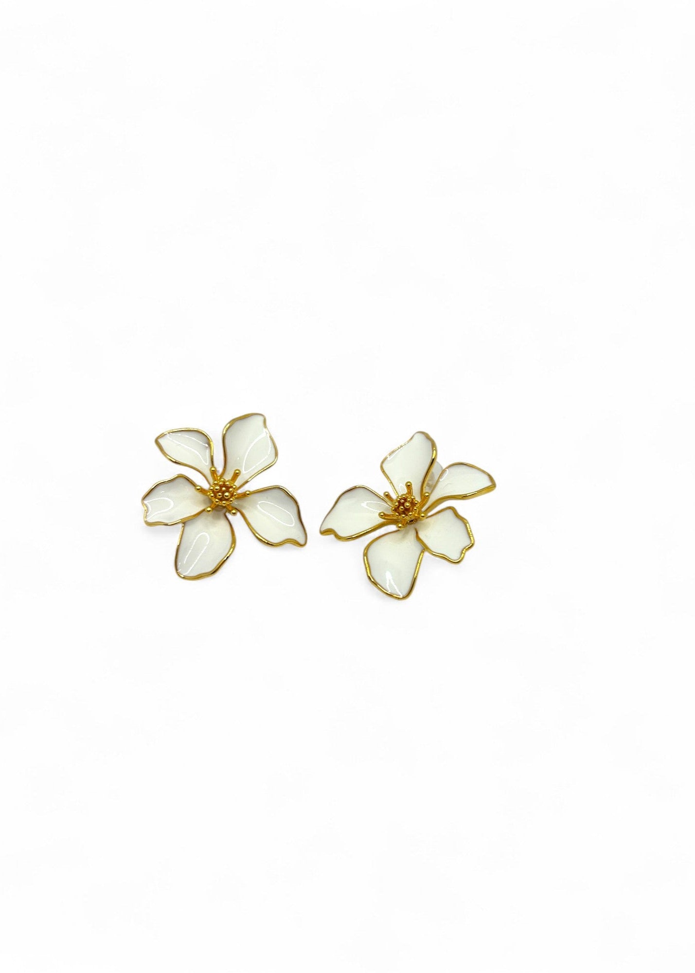 Vida Floral Earring - White