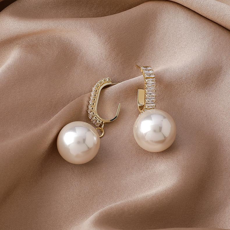 Lani Pearl Earrings - Gold